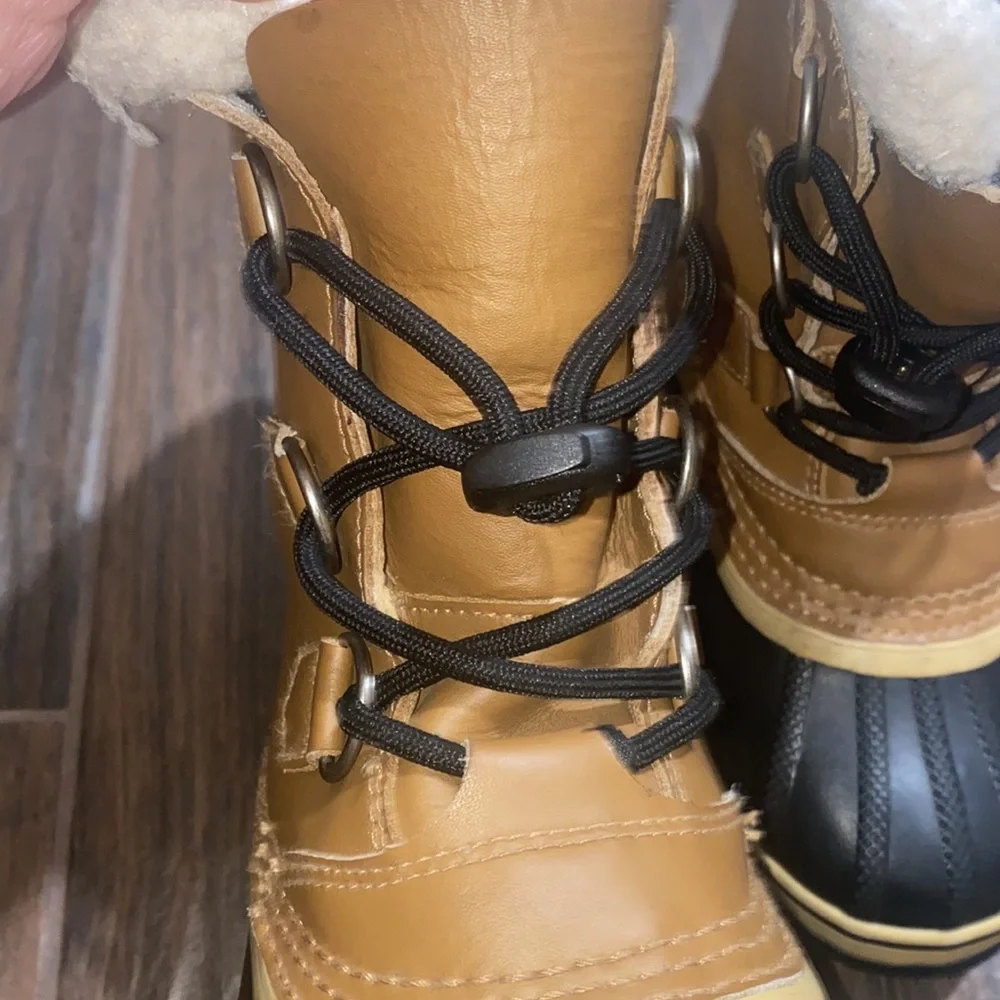 COPY - Sorel Caribou waterproof boots